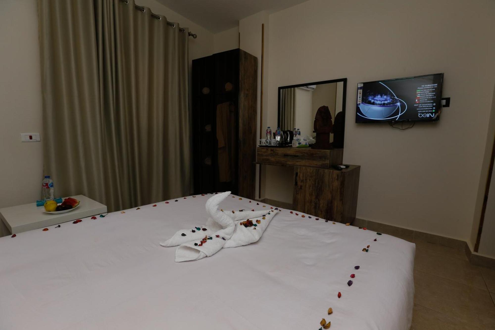 Taj Pyramids View Inn Kafrat al Jabal Екстер'єр фото